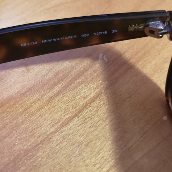 Authentic Ray-Ban 2132 like new with box. - Picture 8 of 8